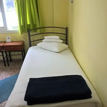 Hotel Adonis *