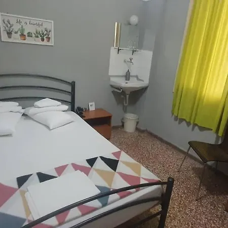 Adonis Hotel Piraeus